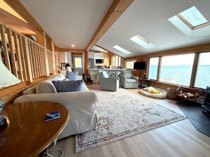 Téléviseur connecté, livres