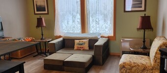 Lakeside oasis Apt with water access and views.