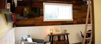 Bridgetown Bungalow: The perfect cozy getaway! A Pet Friendly Studio