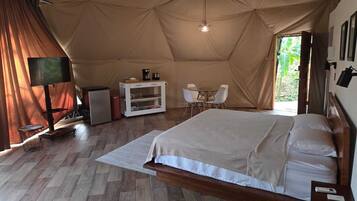 1 chambre, fer et planche Ă repasser, Wi-Fi, draps fournis