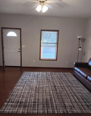Interior - 2-bedroom apartment in pleasant Lewis with air conditioning (Lewis)
