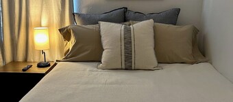 Cozy 2-bedroom condo in beautiful Livingston with AC and good Heat