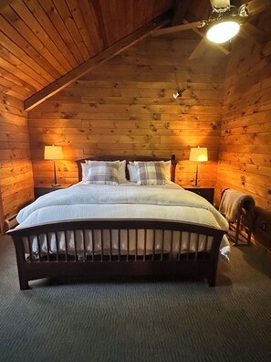 3 Schlafzimmer, Reisekinderbett, kostenloses WLAN, Bettwäsche