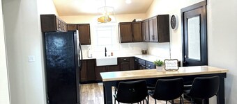 BRAND NEW 3BR Duplex Unit Side “B”, Retreat Near Fort Leonard Wood,Sleeps 8
