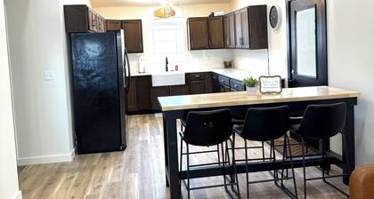 BRAND NEW 3BR Duplex Unit Side “B”, Retreat Near Fort Leonard Wood,Sleeps 8