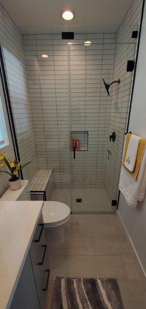 Towels, toilet paper