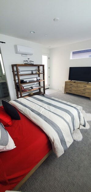 1 chambre, fer et planche à repasser, Wi-Fi, literie fournie