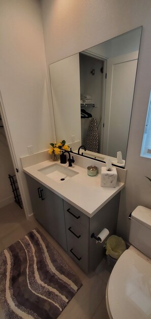 Towels, toilet paper