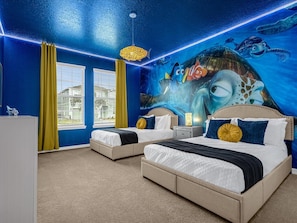 10 bedrooms, iron/ironing board, free WiFi, bed sheets