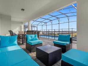 A heated pool - Disney Paradise - 10 BR- 24ppl - Pool/Spa/Games - (Davenport)