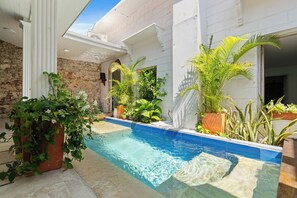 Pool - Casa Mary - Beautiful 5BR House in the Old City (Cartagena de Indias)