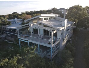 Exterior - Waterfront Estate with Hot tub, Amazing views, Concierge, Private beach! (Canyon Lake)