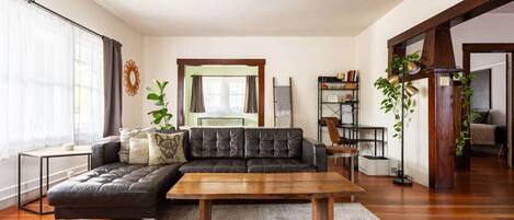 Smart TV, fireplace, video games, books