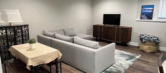 NEW 2BR! PRIME LAKE TAHOE Walk-to-Everything - Minutes from LAKE!