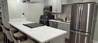 NEW 2BR! PRIME LAKE TAHOE Walk-to-Everything - Minutes from LAKE!