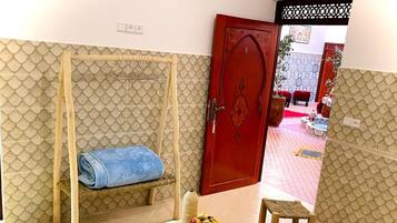 Comfort Double Room, Patio | Interior