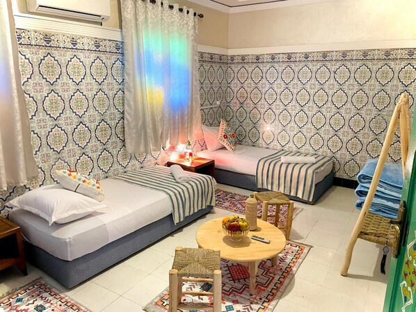 Comfort Triple Room, Patio | Free WiFi - riad la joie (marrakech)