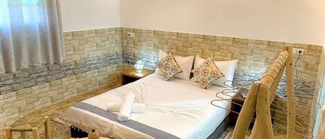 Comfort Triple Room, Patio | Free WiFi, wheelchair access