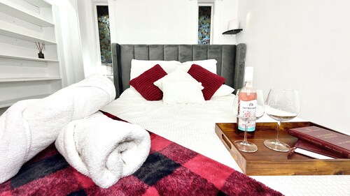 Emerald 3Bed 1Bath Rancher 2C-D W/EvEs+Spa+BBQ+RKE