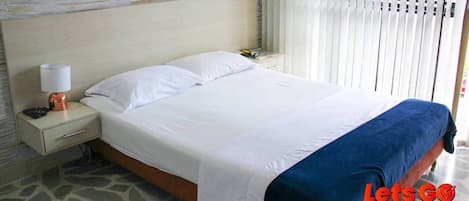 Bügeleisen/Bügelbrett, WLAN, Bettwäsche