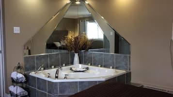 Iron/ironing board, free WiFi