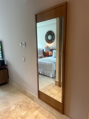 Iron/ironing board, Internet, bed sheets - Exclusive 7-Night Luxury Stay @ Vidanta Nuevo Vallarta's Suite- PGA Mexican Open (Nuevo Vallarta)