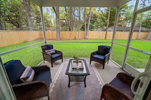 Terrace/patio - Luxe Retreat | Near DT & Beaches | 4 BR, 10 Guests (Charleston)