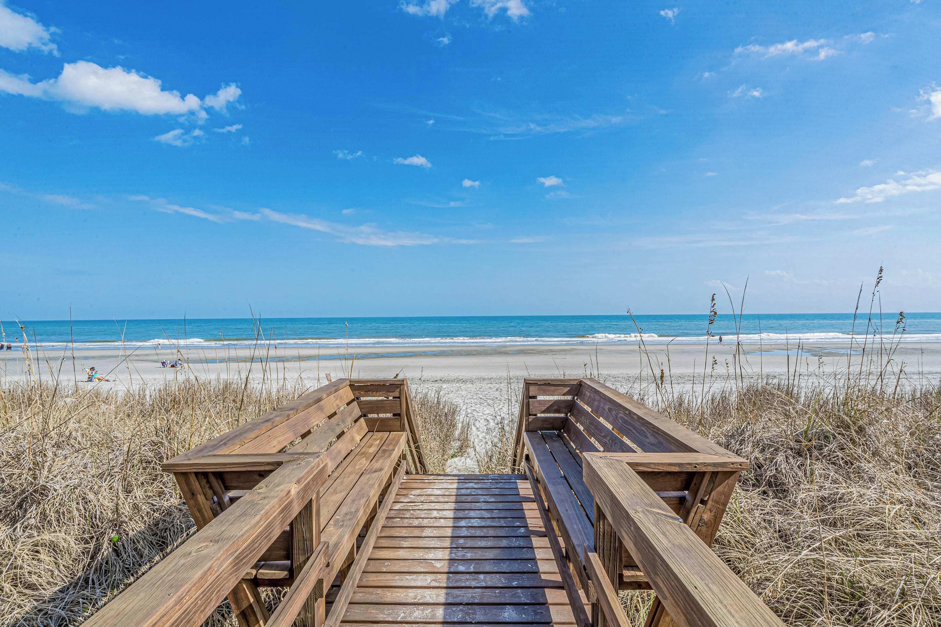 Una spiaggia nelle vicinanze