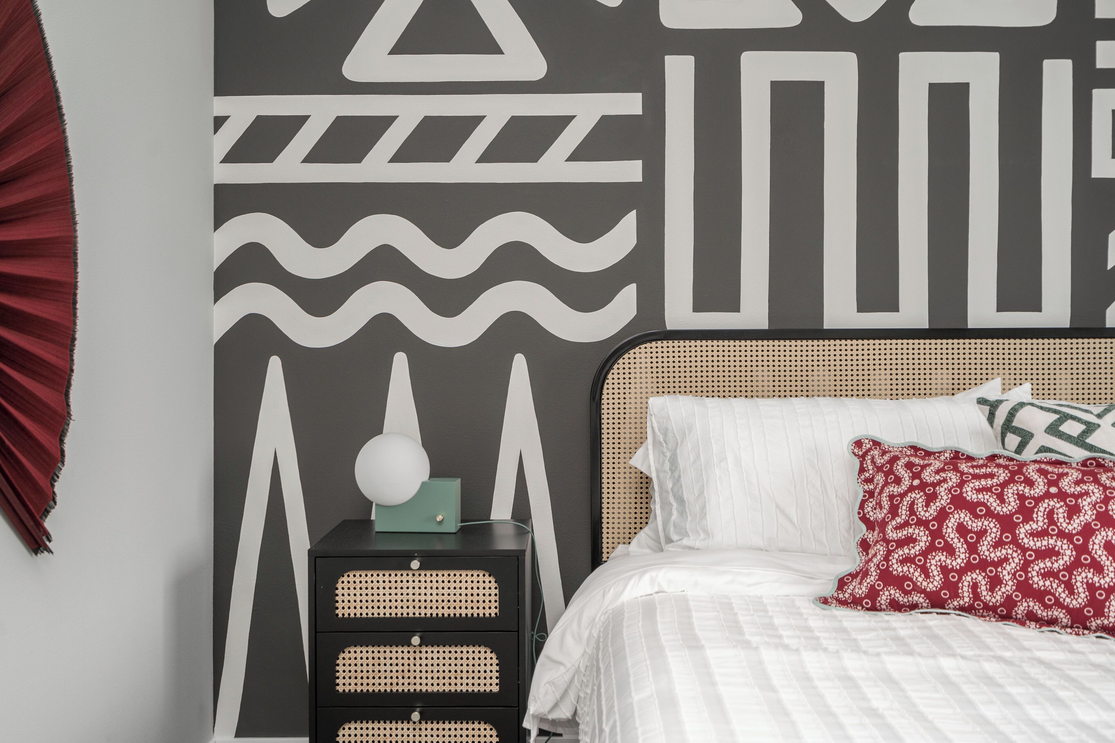 Fer et planche à repasser, Wi-Fi, literie fournie