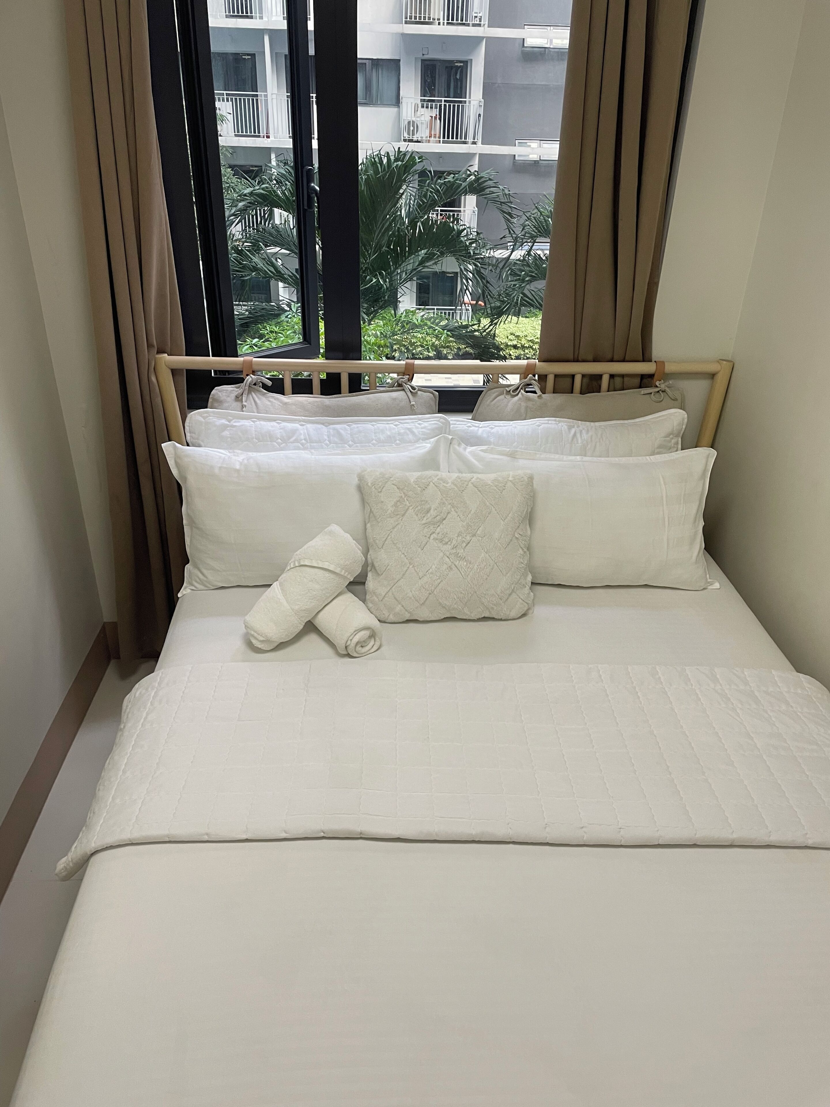 Fer et planche à repasser, accès Internet, draps fournis