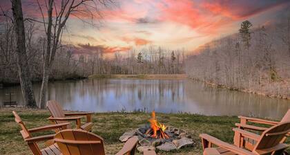Eagles’ Haven | Private Luxury Retreat Overlooking a Serene Pond