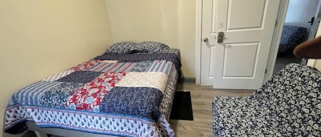 Strykejern/-brett, wi-fi og sengetøy