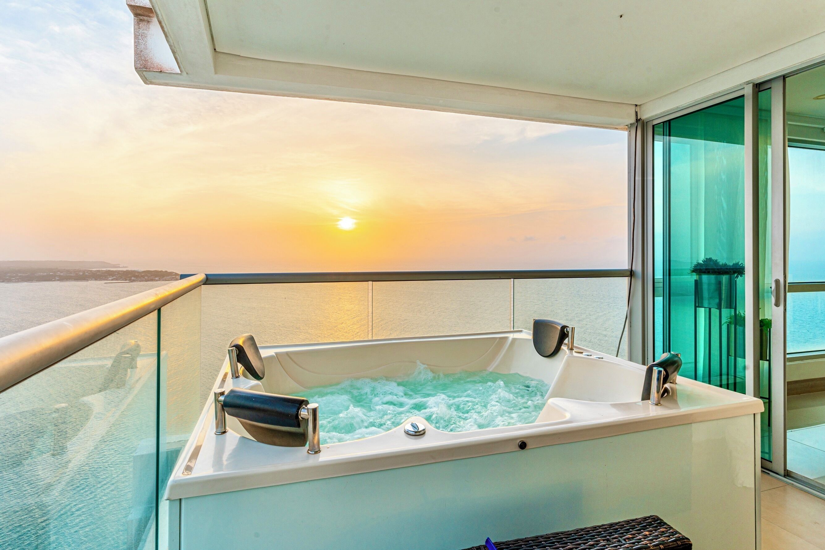 Bain à remous extérieur