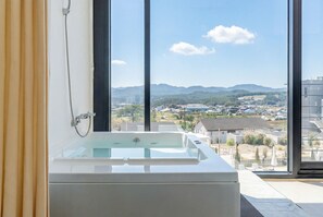 Basic Room, 1 Bedroom (201)