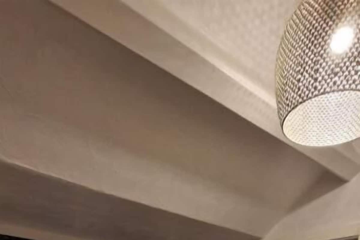 Standard Double Room, Mountain View | Blackout drapes, iron/ironing board, free WiFi