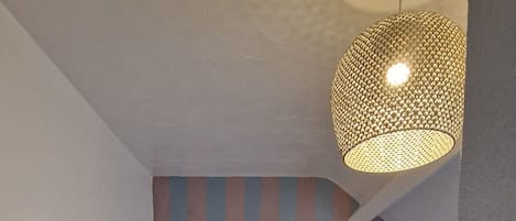 スタンダード ダブルルーム マウンテンビュー | 遮光カーテン、アイロン / アイロン台、WiFi (無料)