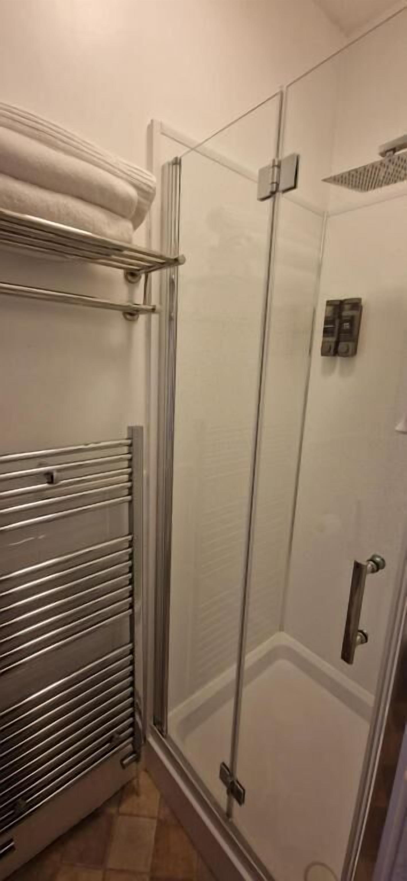 标准双床房, 山景 | 浴室