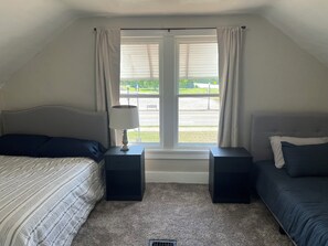 3 habitaciones y ropa de cama 