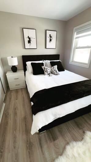 4 chambres, fer et planche à repasser, Wi-Fi, draps fournis