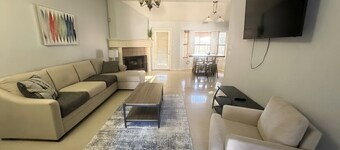 The cozy lux DFW Retreat