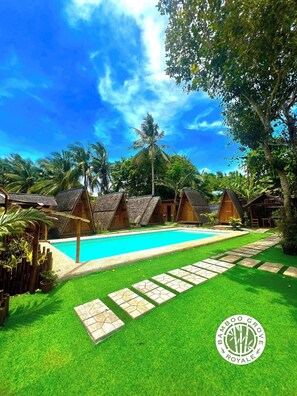 2 outdoor pools - Bamboo Grove Royale by Hiverooms (Bogo City)