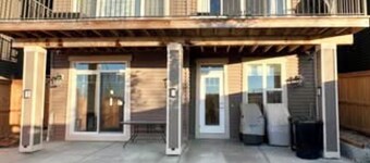Modern 2BR•2BA Guest  Suite in Crestmont SW
