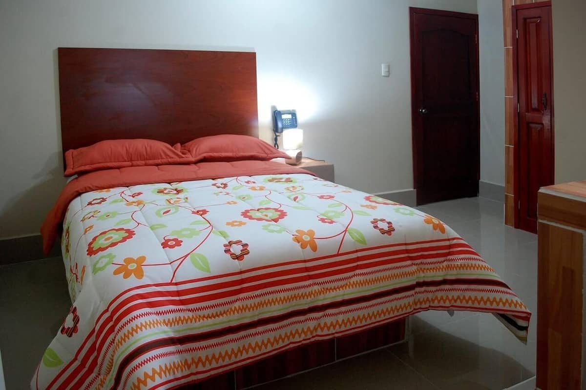 Bureau, espace de travail pour ordinateur portable, Wi-Fi gratuit