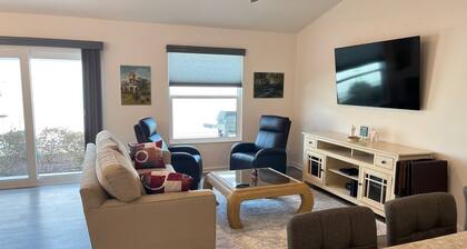 The Villages Florida - Cozy 2 Bedroom 2 Bath villa in Village of Lake Denham!