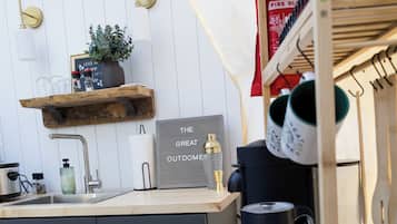 Micro-ondes, plaque de cuisson