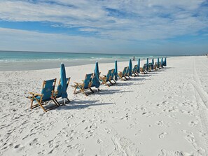 Beach nearby - Luau Tower I Studio 7611 | 16th Floor | Sandestin Resort Book NOW! (Miramar Beach)