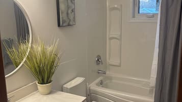 Towels, soap, shampoo, toilet paper