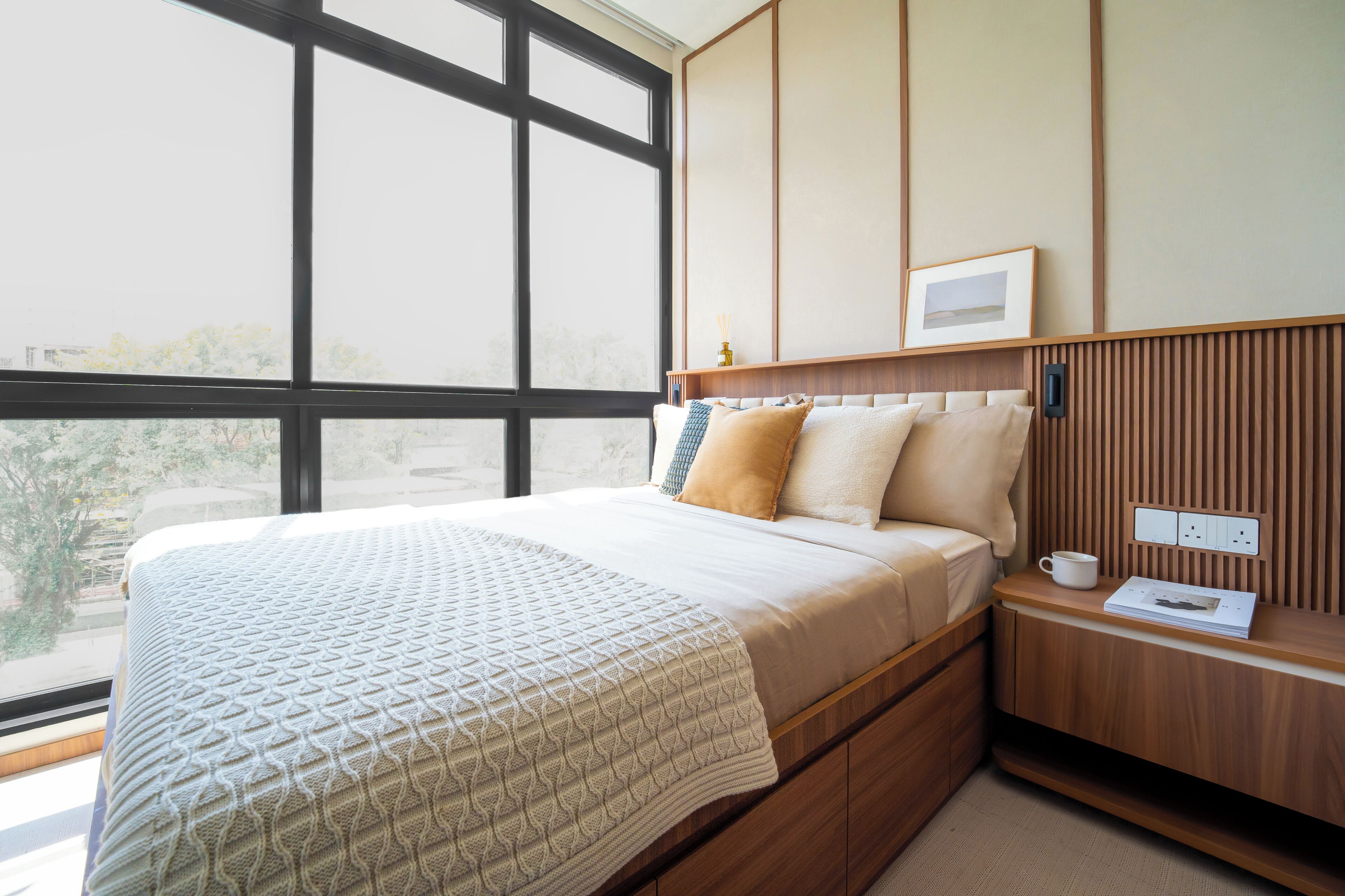 Family Suite, 2 Bathrooms | Desk, laptop workspace, blackout drapes, iron/ironing board