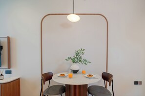 Grand Suite, Mobility Accessible | In-room dining