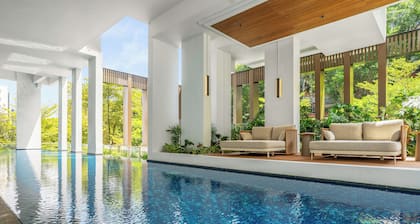 Weave Suites - Novena